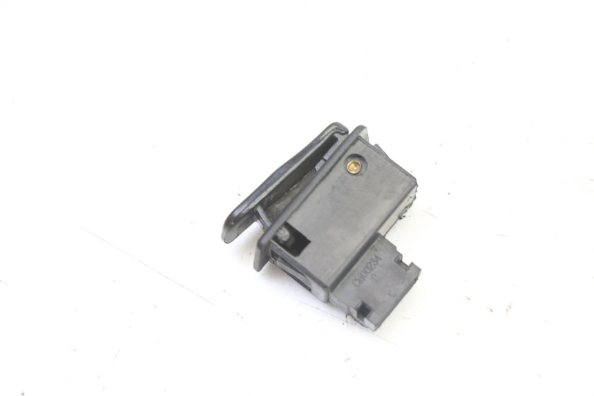 photo de PRZEŁĄCZNIK KLAKSONU SYM FIDDLE 3 III 50 (2014 - 2020) - Zoom stanu zużycia