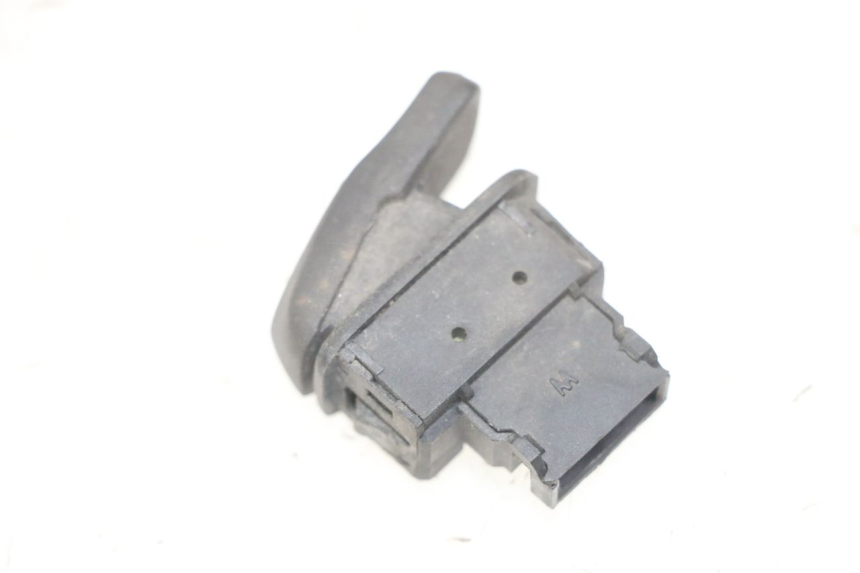 photo de PRZEŁĄCZNIK KLAKSONU PIAGGIO MP3 LT 300 (2010 - 2016) - Zoom stanu zużycia