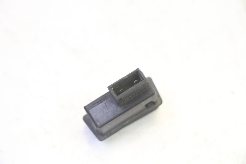 photo de PRZEŁĄCZNIK KLAKSONU KYMCO LIKE 4T 50 (2019 - 2025) - Inny kąt widzenia