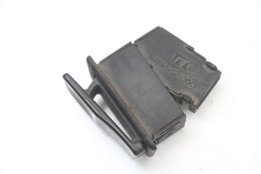 photo de PRZEŁĄCZNIK KLAKSONU HONDA NHX LEAD 110 (2008 - 2010) - Zoom stanu zużycia