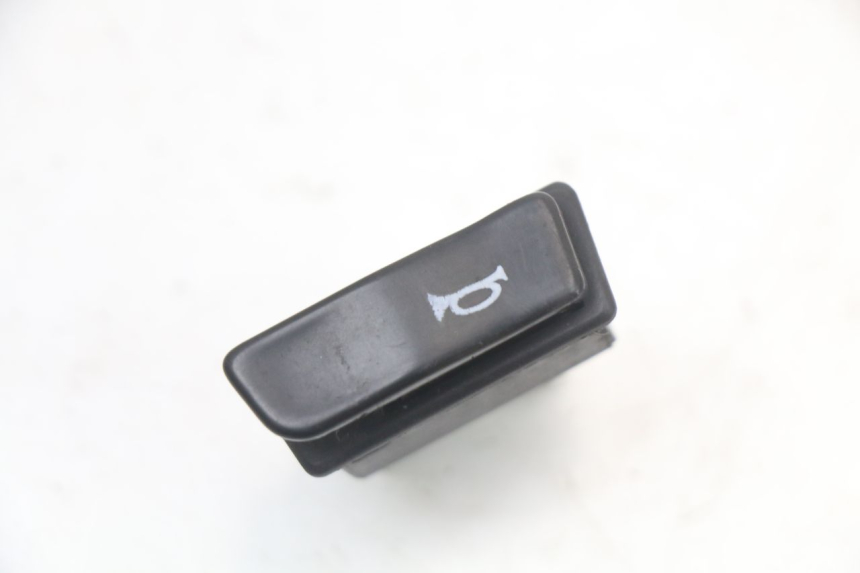 photo de PRZEŁĄCZNIK KLAKSONU SYM ORBIT III 3 4T 50 (2018 - 2021) - Szczegół części