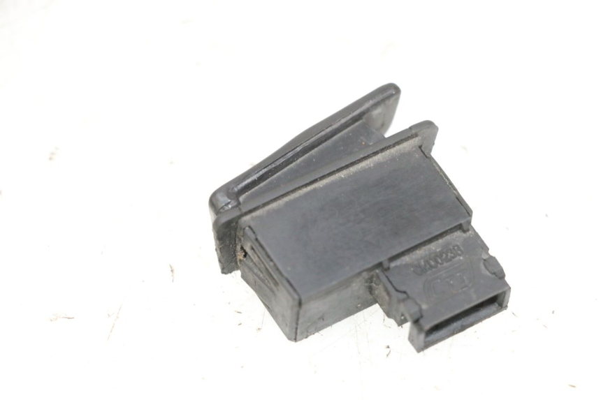 photo de PRZEŁĄCZNIK KLAKSONU SYM ORBIT III 3 4T 50 (2018 - 2021) - Zoom stanu zużycia