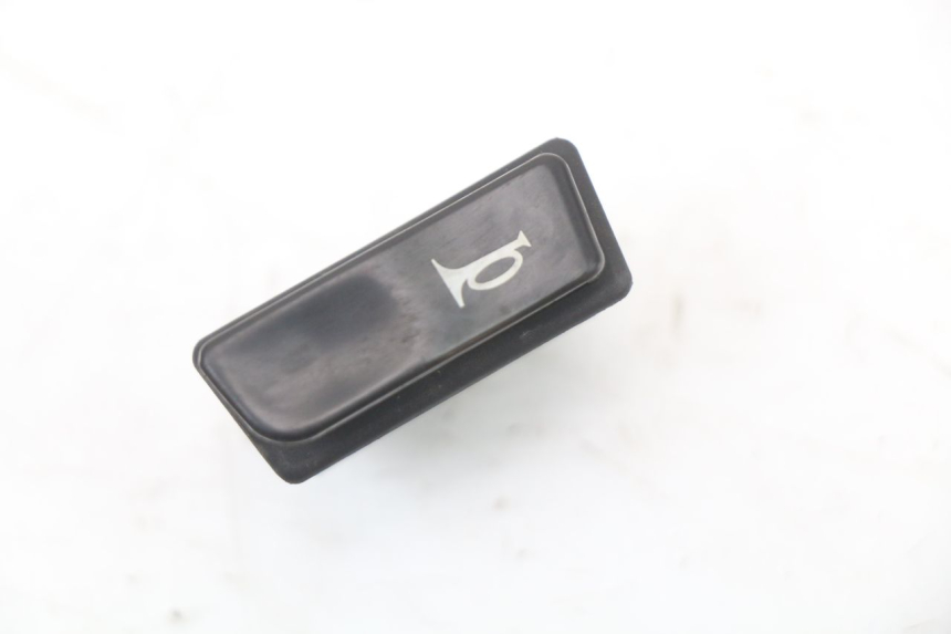 photo de PRZEŁĄCZNIK KLAKSONU SYM ORBIT 50 (2008 - 2010) - Szczegół części