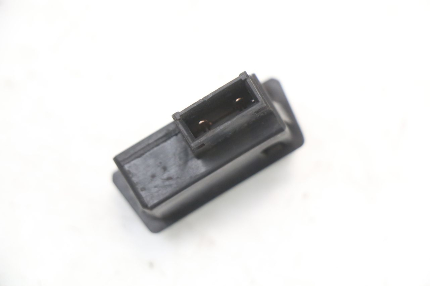 photo de PRZEŁĄCZNIK KLAKSONU SYM ORBIT 50 (2008 - 2010) - Zbliżenie techniczne