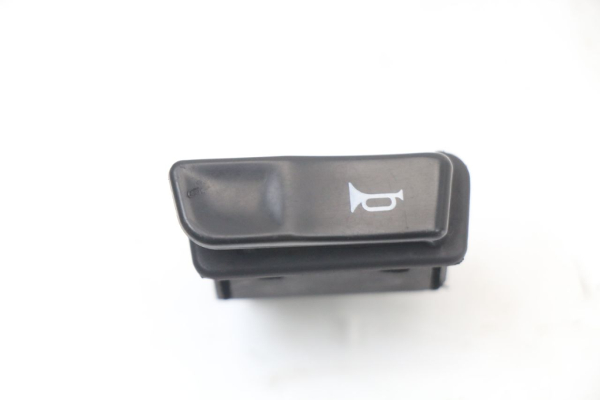 photo de PRZEŁĄCZNIK KLAKSONU MBK OVETTO ONE 2T 50 (2013 - 2017) - Szczegół części