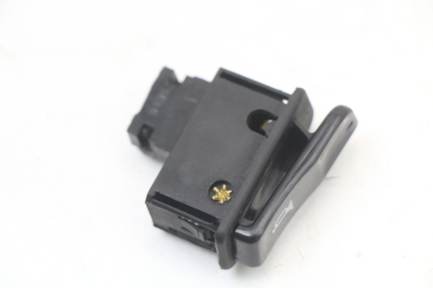 photo de PRZEŁĄCZNIK KLAKSONU MBK OVETTO ONE 2T 50 (2013 - 2017) - Zoom stanu zużycia