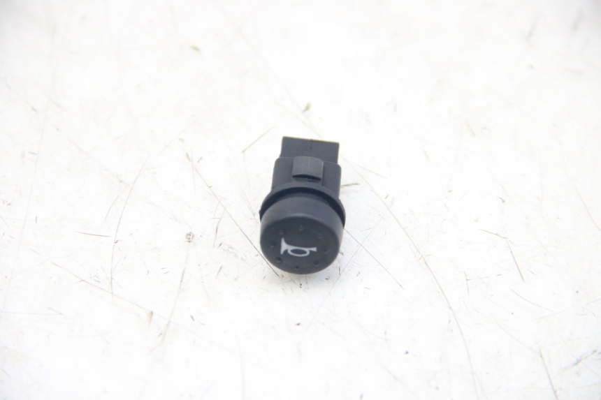 photo de PRZEŁĄCZNIK KLAKSONU GILERA RUNNER SP 50 (2009 - 2017) - Zoom stanu zużycia