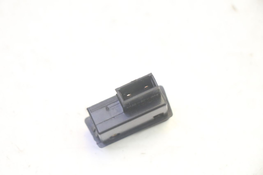 photo de PRZEŁĄCZNIK KLAKSONU JM MOTORS SANTANA EVO 50 (2024 - 2026) - Inny kąt widzenia