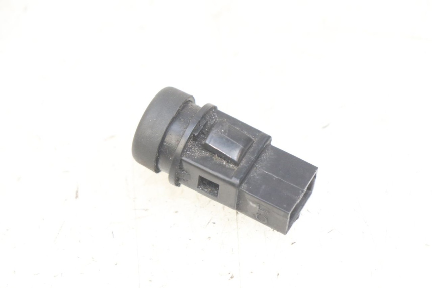 photo de PRZEŁĄCZNIK KLAKSONU PIAGGIO ZIP 4T 50 (2018 - 2020) - Zoom stanu zużycia