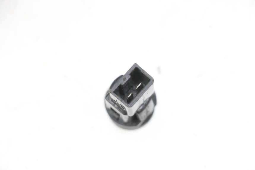 photo de PRZEŁĄCZNIK KLAKSONU PIAGGIO ZIP 4T 50 (2018 - 2020) - Szczegół części