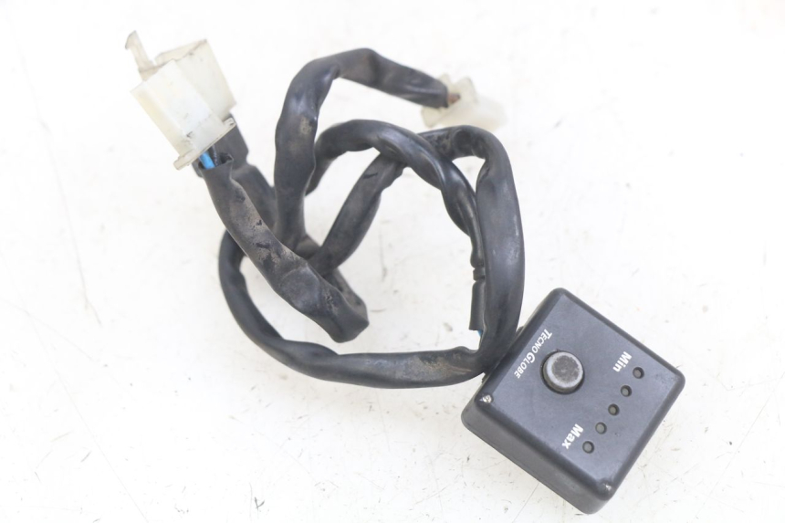 photo de PRZEŁĄCZNIK KIERUNKOWSKAZÓW PIAGGIO MP3 LT 400 (2007 - 2012) - Szczegół części