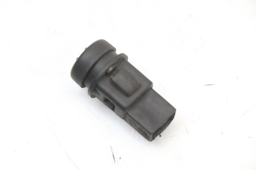 photo de PRZEŁĄCZNIK KIERUNKOWSKAZÓW PIAGGIO MP3 500 (2011 - 2015) - Zoom stanu zużycia