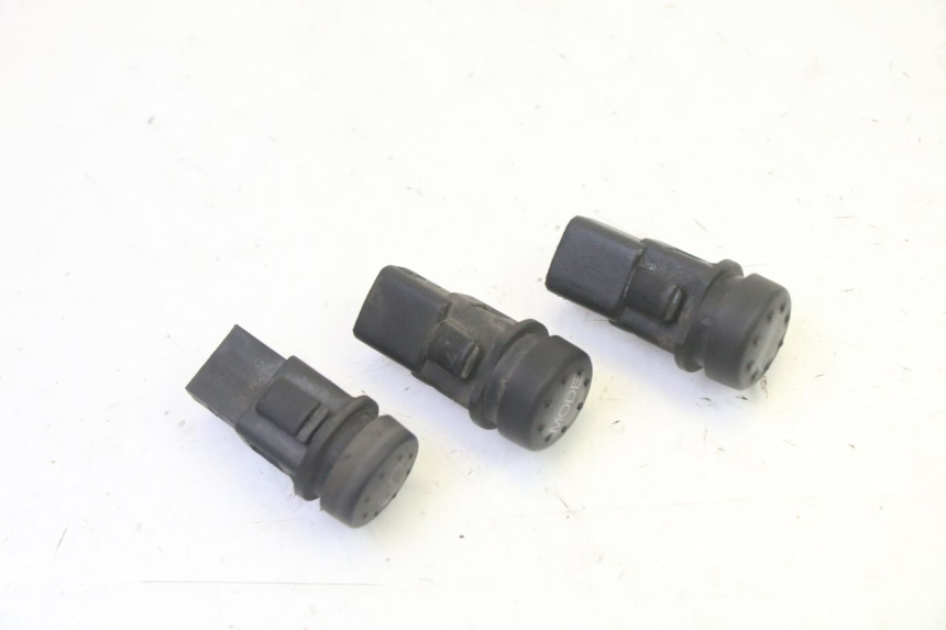 photo de PRZEŁĄCZNIK KIERUNKOWSKAZÓW PIAGGIO MP3 500 (2011 - 2015) - Szczegół części