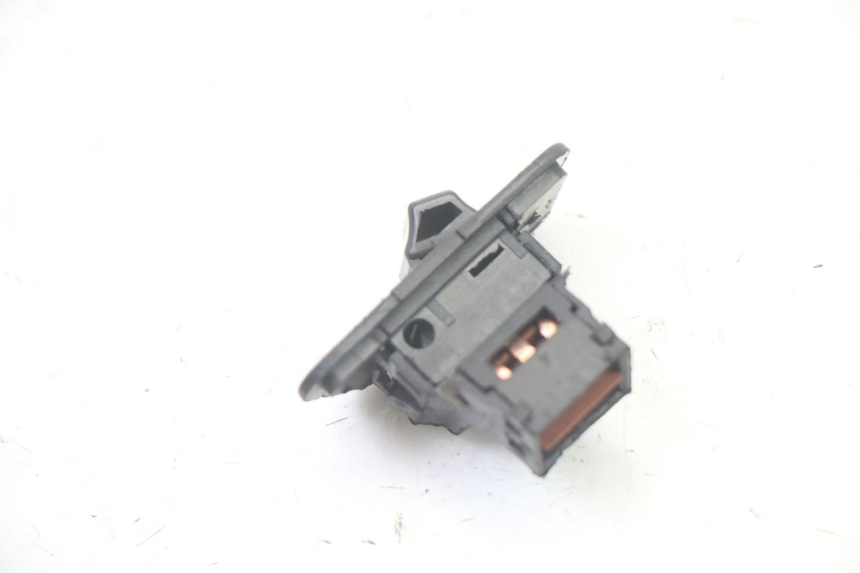 photo de PRZEŁĄCZNIK ŚWIATEŁ SYM FIDDLE 125 (2008 - 2010) - Zoom stanu zużycia