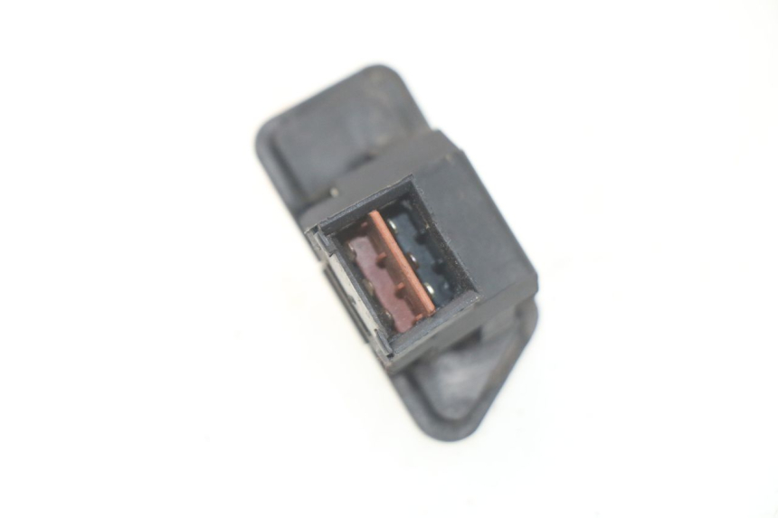 photo de PRZEŁĄCZNIK ŚWIATEŁ KYMCO LIKE 4T 50 (2009 - 2018) - Zoom stanu zużycia