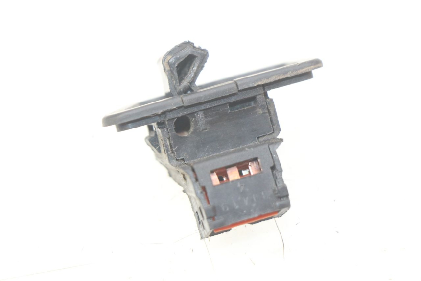 photo de PRZEŁĄCZNIK ŚWIATEŁ SYM ORBIT 2 2T 50 (2008 - 2018) - Zoom stanu zużycia