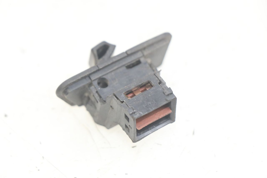 photo de PRZEŁĄCZNIK ŚWIATEŁ SYM SYMPHONY 125 (2009 - 2015) - Zoom stanu zużycia