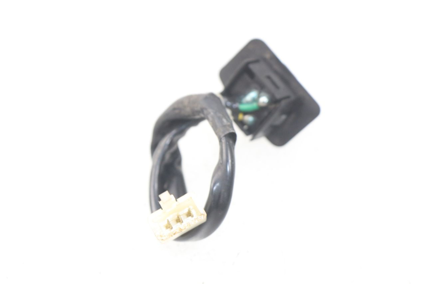 photo de PRZEŁĄCZNIK ŚWIATEŁ DROGOWYCH MBK FLIPPER 115 (2013 - 2017) - Zoom stanu zużycia