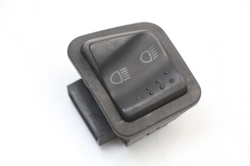 photo de PRZEŁĄCZNIK ŚWIATEŁ DROGOWYCH PIAGGIO NEW TYPHOON 50 (2018 - 2021) - Widok główny