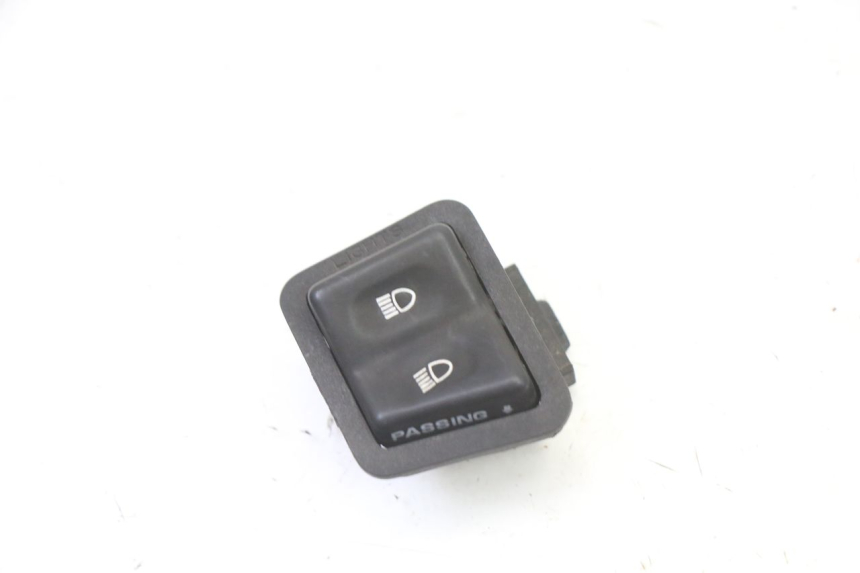 photo de PRZEŁĄCZNIK ŚWIATEŁ DROGOWYCH SYM ORBIT 2 4T 50 (2008 - 2017) - Widok główny