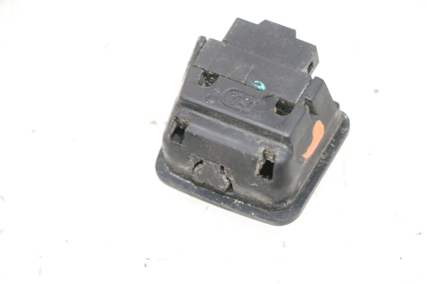 photo de PRZEŁĄCZNIK ŚWIATEŁ DROGOWYCH SYM ORBIT 2 50 (2008 - 2014) - Zoom stanu zużycia