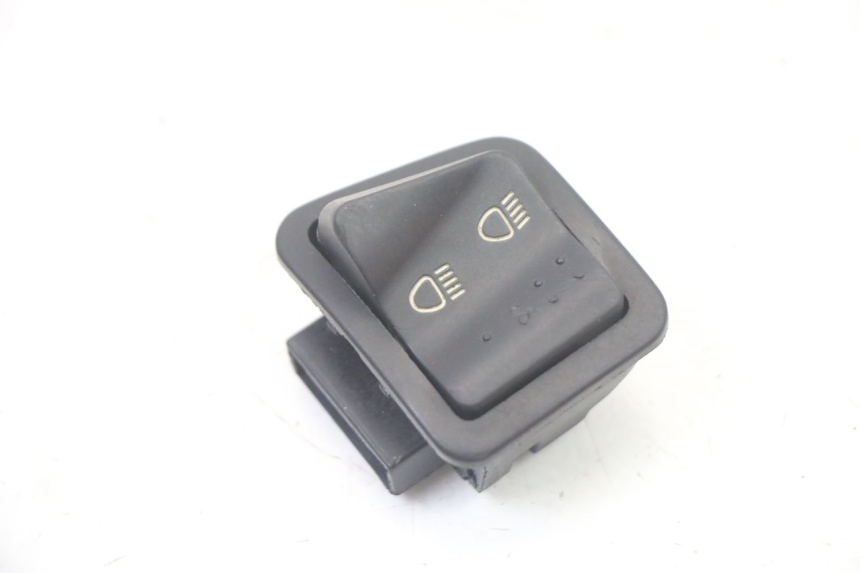 photo de PRZEŁĄCZNIK ŚWIATEŁ DROGOWYCH PIAGGIO ZIP 4T 50 (2018 - 2020) - Szczegół części