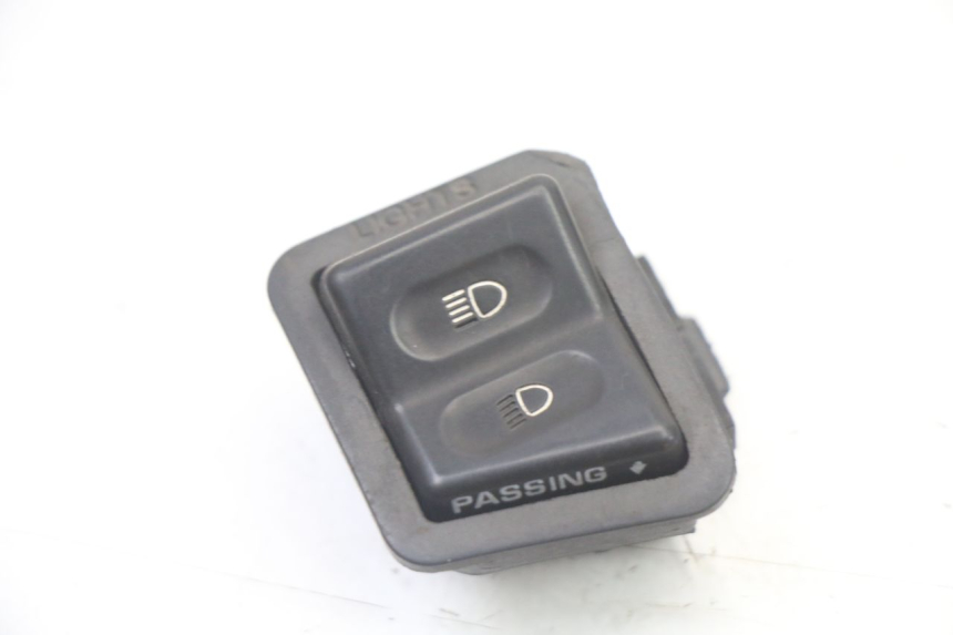 photo de PRZEŁĄCZNIK ŚWIATEŁ DROGOWYCH SYM ORBIT III 3 4T 50 (2018 - 2021) - Widok główny