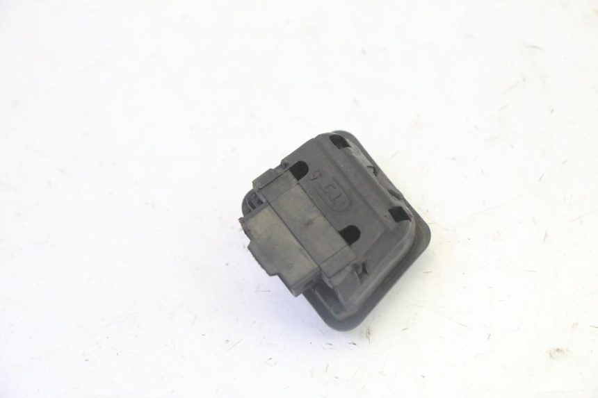 photo de PRZEŁĄCZNIK ŚWIATEŁ DROGOWYCH PEUGEOT TWEET PRO CARGO 50 (2018 - 2022) - Inny kąt widzenia