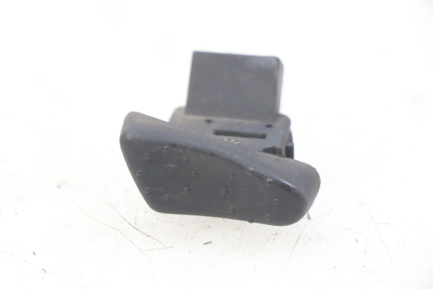 photo de PRZEŁĄCZNIK ŚWIATEŁ DROGOWYCH PIAGGIO VESPA S 2T 50 (2007 - 2014) - Widok główny