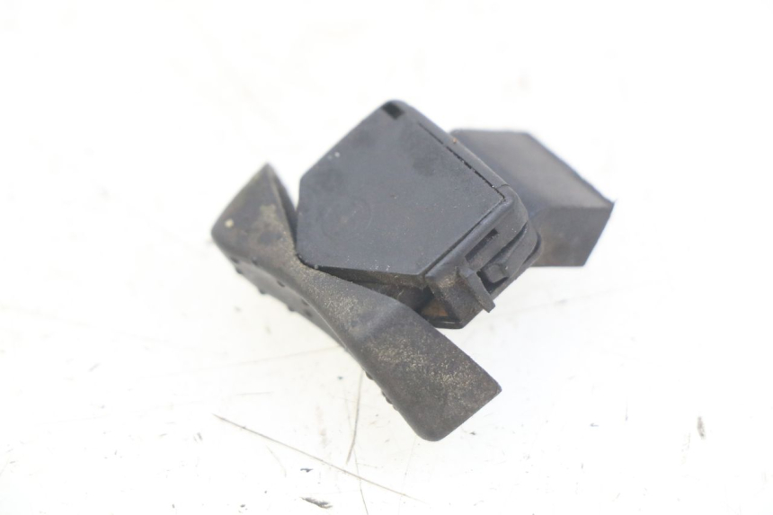 photo de PRZEŁĄCZNIK ŚWIATEŁ DROGOWYCH PIAGGIO VESPA S 2T 50 (2007 - 2014) - Szczegół części