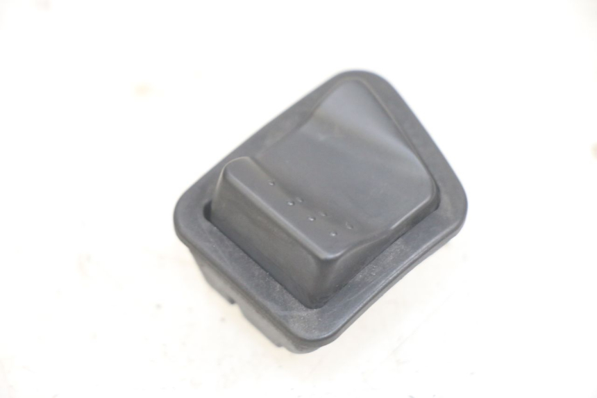 photo de PRZEŁĄCZNIK ŚWIATEŁ DROGOWYCH PIAGGIO X9 125 (2000 - 2003) - Widok główny