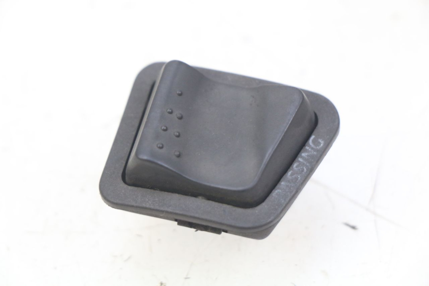 photo de PRZEŁĄCZNIK ŚWIATEŁ DROGOWYCH PIAGGIO XEVO - X EVO 125 (2007 - 2017) - Widok główny