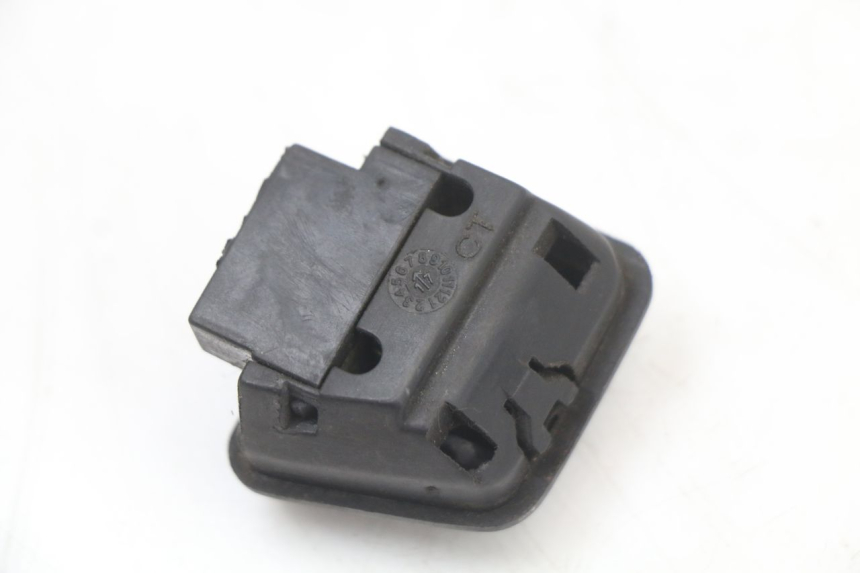 photo de PRZEŁĄCZNIK ŚWIATEŁ DROGOWYCH PIAGGIO ZIP 4T 50 (2018 - 2020) - Zbliżenie techniczne