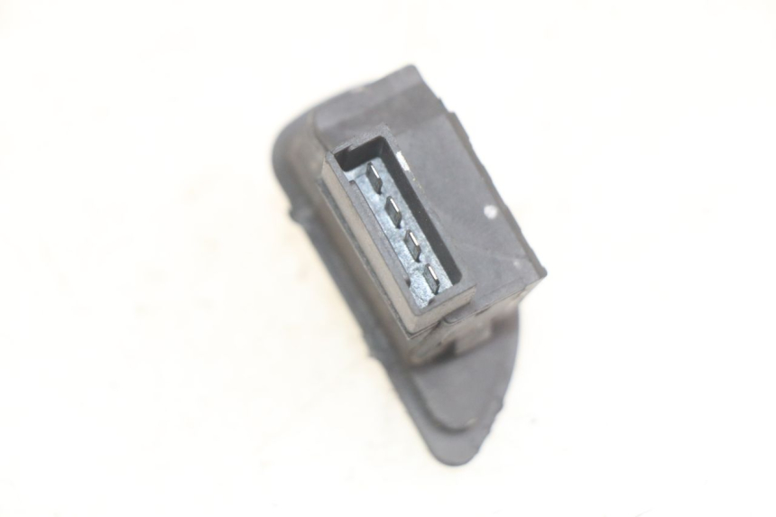 photo de PRZEŁĄCZNIK ROLL LOCK PIAGGIO MP3 LT 400 (2007 - 2012) - Zoom stanu zużycia