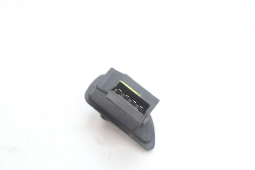 photo de PRZEŁĄCZNIK ROLL LOCK PIAGGIO MP3 LT 300 (2010 - 2016) - Inny kąt widzenia