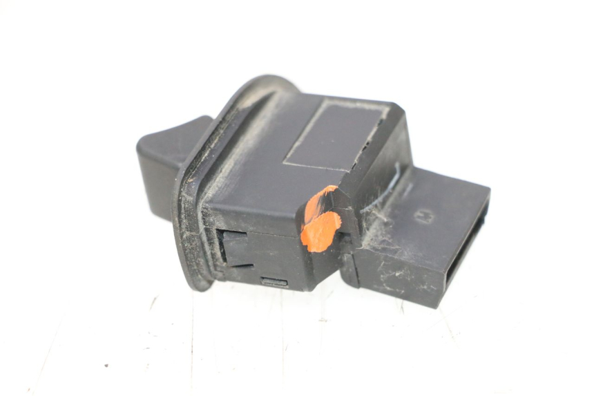 photo de PRZEŁĄCZNIK ROLL LOCK PIAGGIO MP3 RL 250 (2006 - 2010) - Zoom stanu zużycia