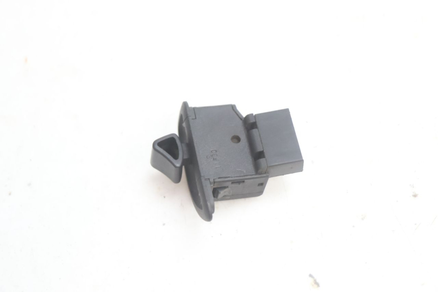 photo de PRZEŁĄCZNIK ROLL LOCK PIAGGIO MP3 125 (2006 - 2014) - Inny kąt widzenia