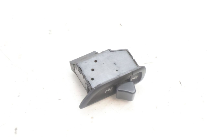 photo de PRZEŁĄCZNIK ROLL LOCK PIAGGIO MP3 500 (2016 - 2018) - Szczegół części