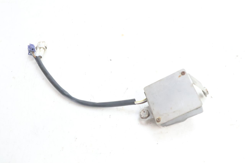 photo de PRZEŁĄCZNIK KIERUNKOWSKAZÓW YAMAHA TDM ABS 900 (2002 - 2014) - Inny kąt widzenia