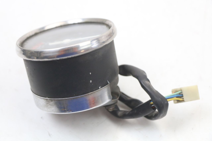 photo de OBROTOMIERZ SUZUKI GN 125 (1997 - 2000) - Inny kąt widzenia