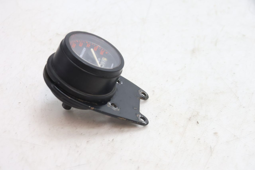 photo de LICZNIK PEUGEOT 103 SPX CLIP 50 (1989 - 1992) - Zoom stanu zużycia