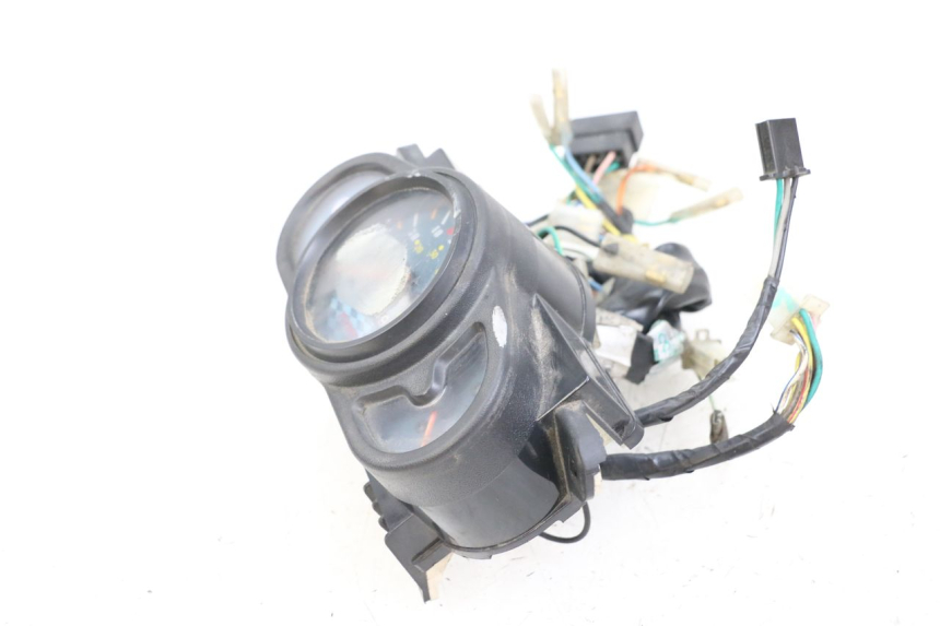 photo de LICZNIK KYMCO AGILITY 4T 50 (2005 - 2018) - Stan powierzchni