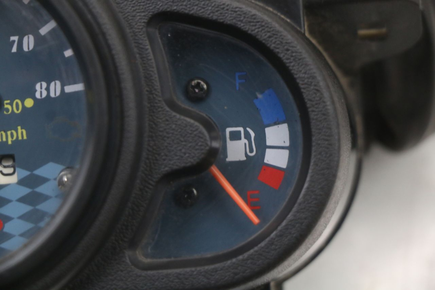 photo de LICZNIK KYMCO AGILITY 4T 50 (2018 - 2022) - Zbliżenie techniczne