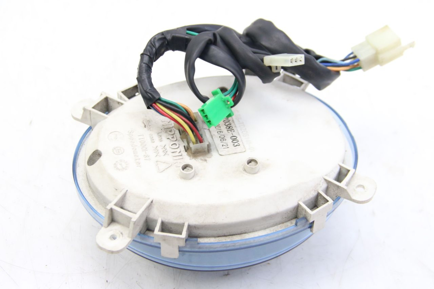 photo de LICZNIK ECCITY ARTELEC 670 1 (2013 - 2017) - Punkty mocowania