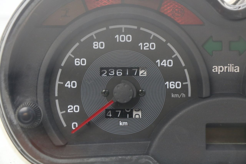 photo de LICZNIK APRILIA ATLANTIC 125 (2003 - 2009) - Szczegóły charakterystyczne