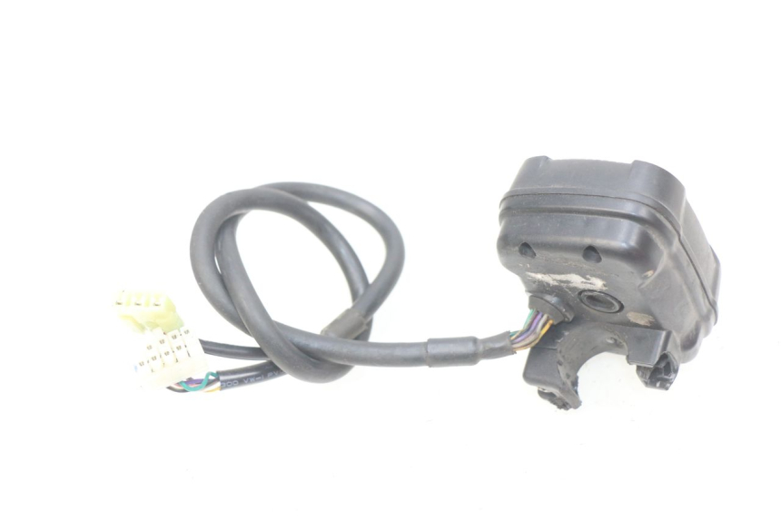 photo de LICZNIK MBK BOOSTER SPIRIT NAKED 50 (2004 - 2017) - Inny kąt widzenia