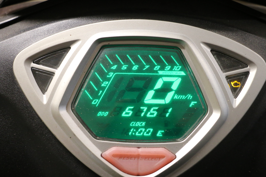 photo de LICZNIK MOTRON BREEZY 4T 50 (2021 - 2025) - Zoom stanu zużycia