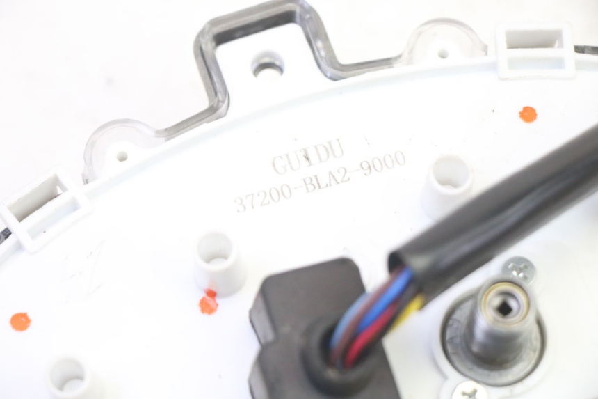 photo de LICZNIK MOTRON BREEZY 4T 50 (2021 - 2025) - Widok ogólny