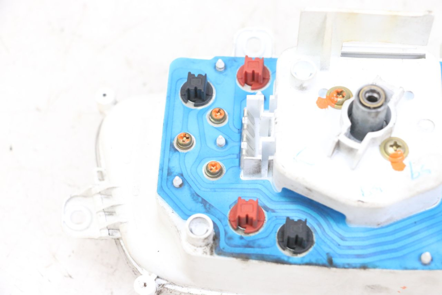 photo de LICZNIK YAMAHA BW'S EASY 50 (2013 - 2016) - Stan powierzchni