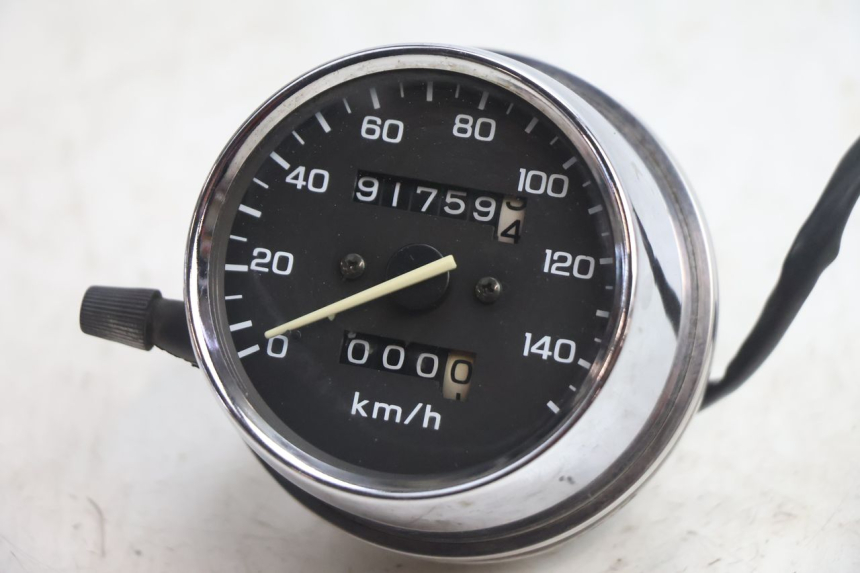 photo de LICZNIK HONDA CB TWO FIFTY 250 (1991 - 2002) - Szczegół części